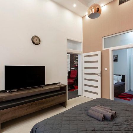 Exclusive Marilyn Apartment In The Heart Of Budapest Ngoại thất bức ảnh