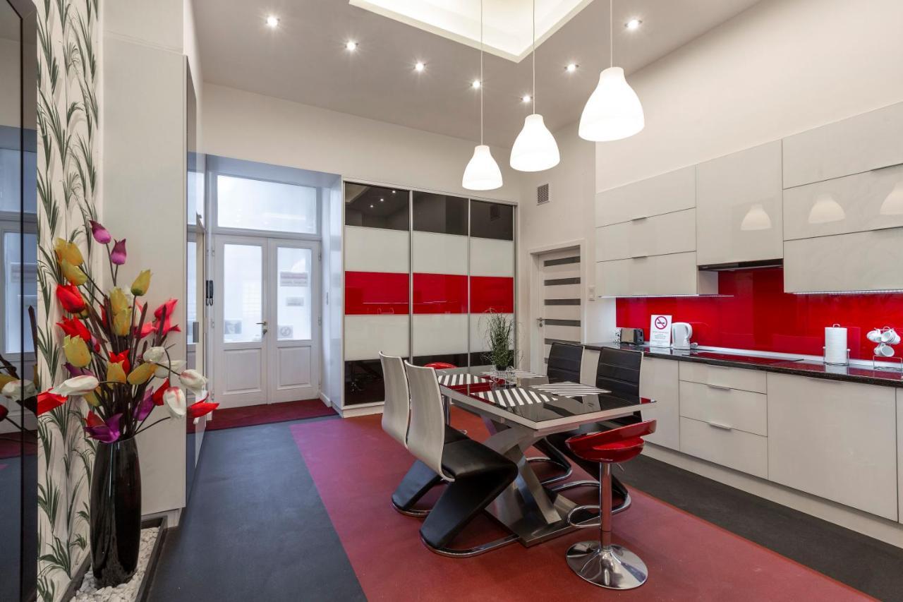 Exclusive Marilyn Apartment In The Heart Of Budapest Ngoại thất bức ảnh