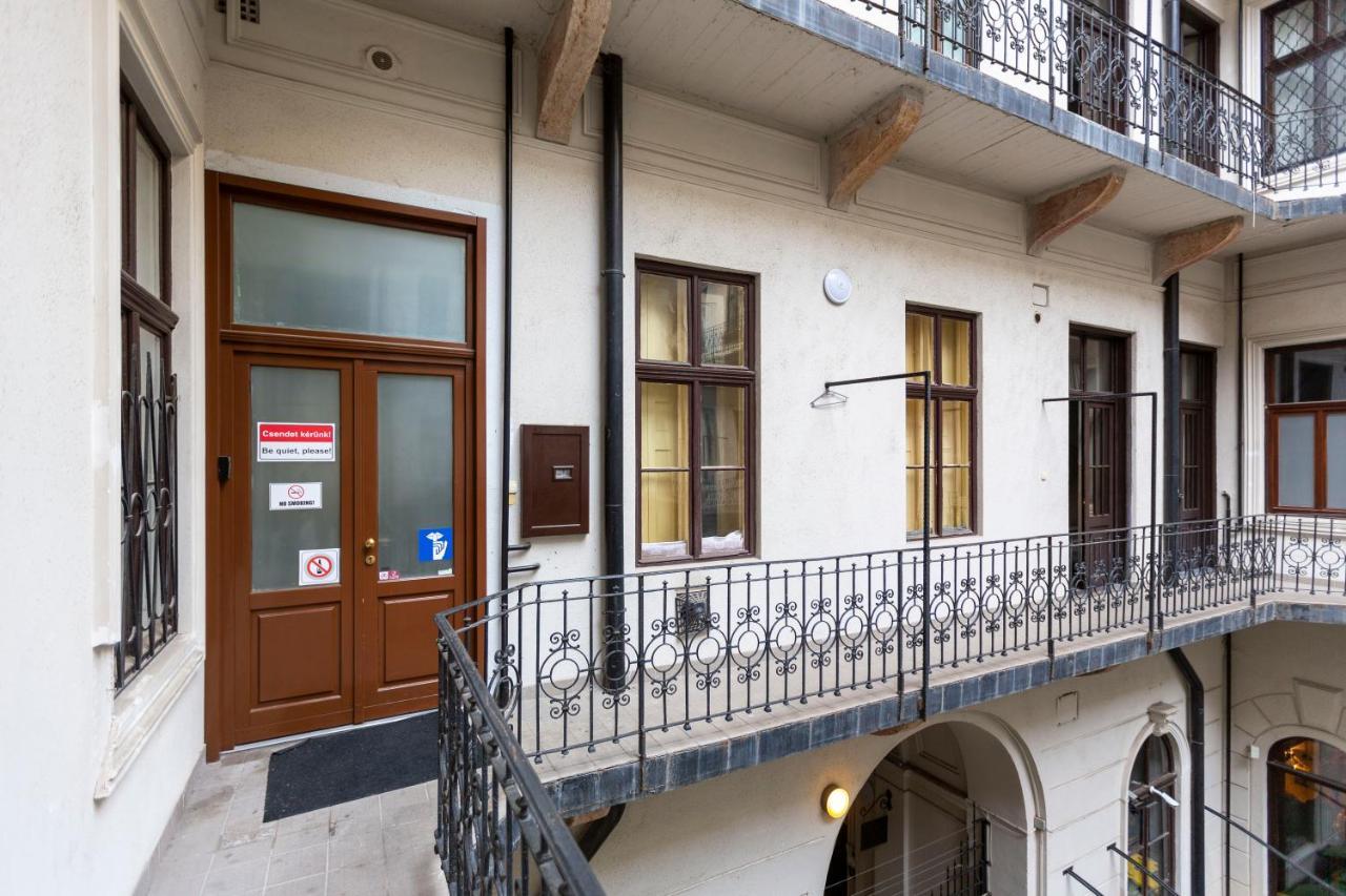 Exclusive Marilyn Apartment In The Heart Of Budapest Ngoại thất bức ảnh